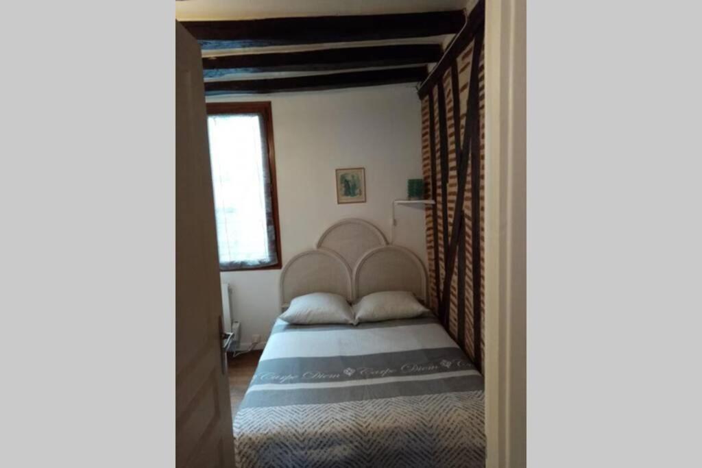 Meuble Tourisme Classe 1 Etoile - Coeur De Ville Quartier Cathedrale Тур Екстериор снимка